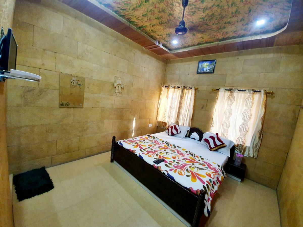 Hotel Qutub Villa Джайсалмер Номер фото